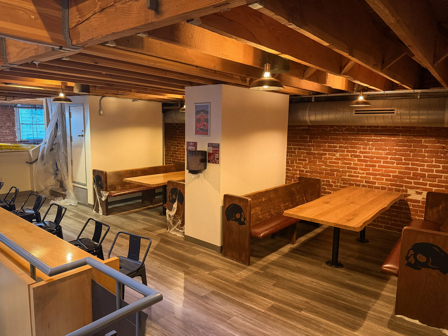 Halloween Candle Making Class – Orange County | BADWAX x Cerveza Cito Brewery (Santa Ana)